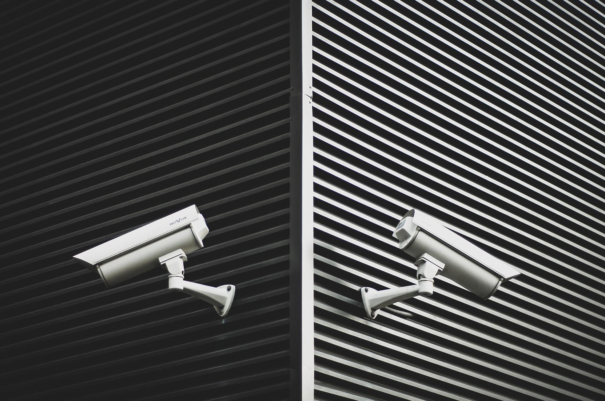Key Security Consider For designing Smarter Brick And Mortar Retail Spaces